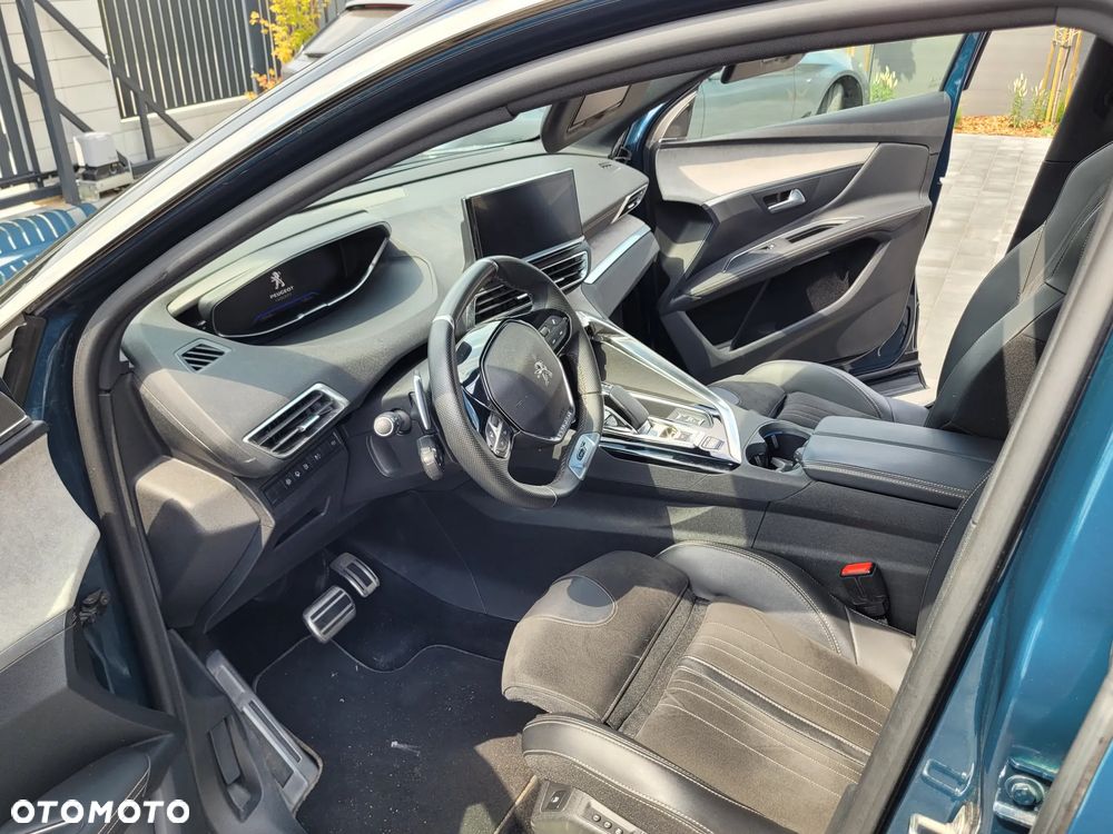 Peugeot 3008 1.6 PureTech HYbrid4 GT Line S&S EAT8 - 14