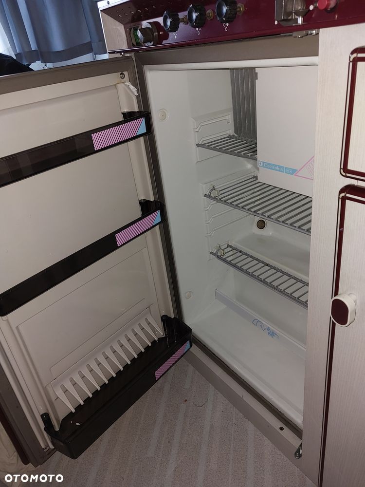 KNAUS Sudwind - 25