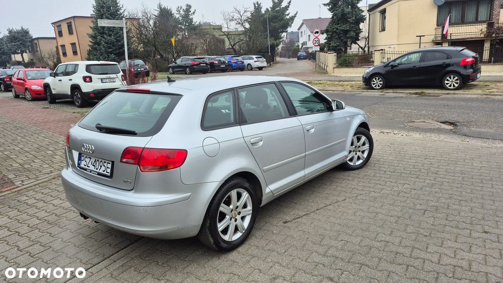 Audi A3 Sportback - 12