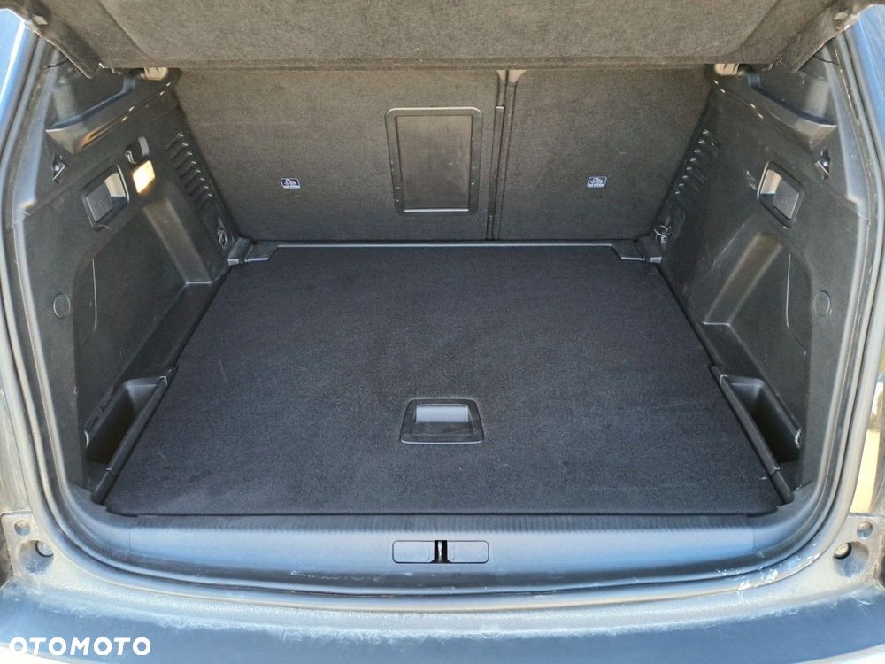 Peugeot 3008 1.2 PureTech Allure Pack S&S EAT8 - 6