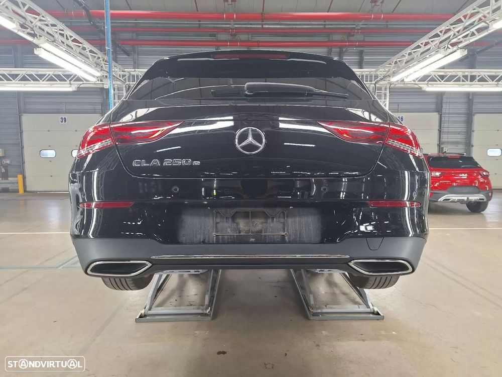 Mercedes-Benz CLA 250 e Shooting Brake Progressive - 6