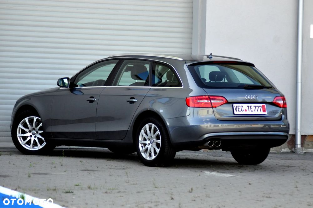Audi A4 Avant 2.0 TDI S tronic quattro - 4