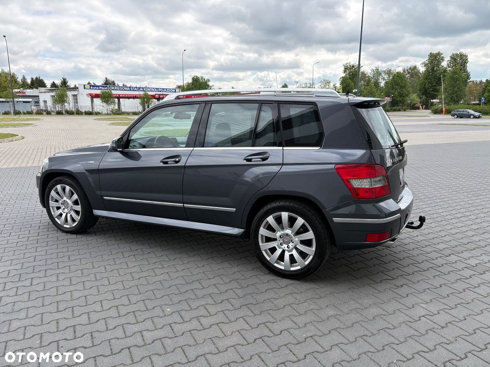 Mercedes-Benz GLK 220 CDI DPF 4Matic BlueEFFICIENCY 7G-TRONIC - 8