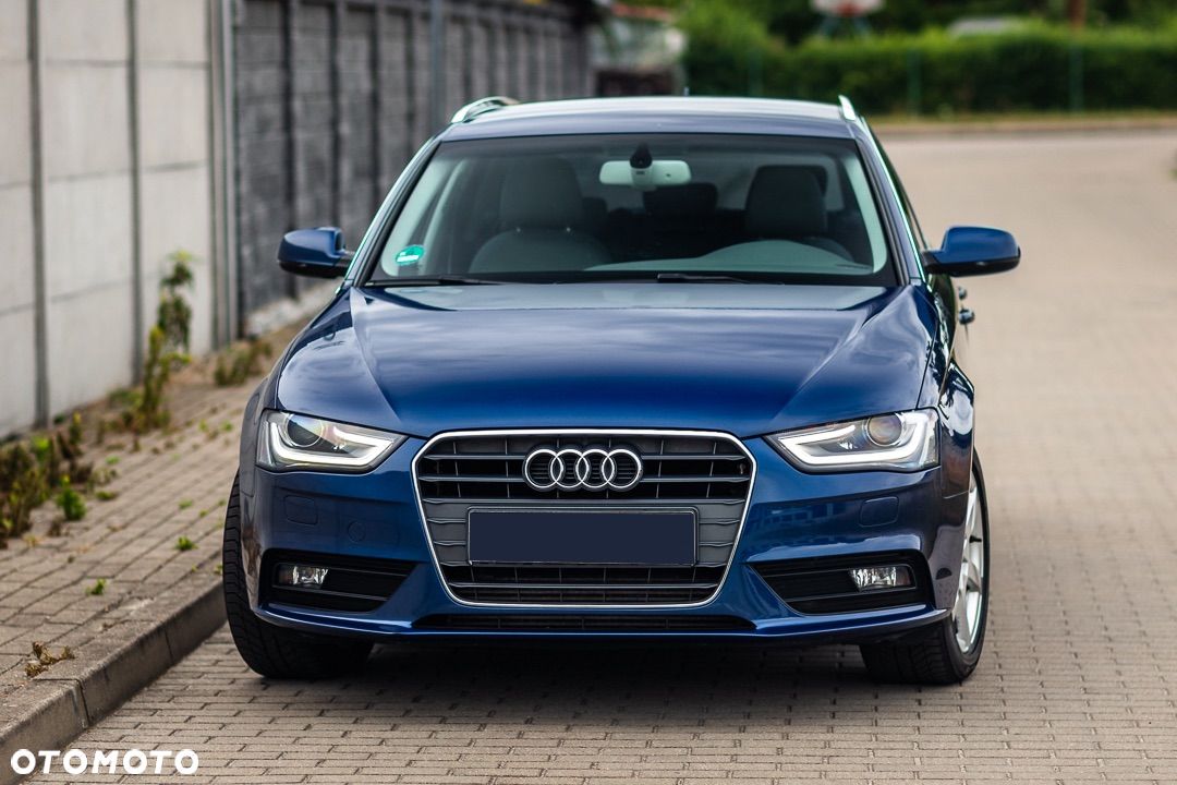 Audi A4 Avant 2.0 TDI DPF Ambiente - 1