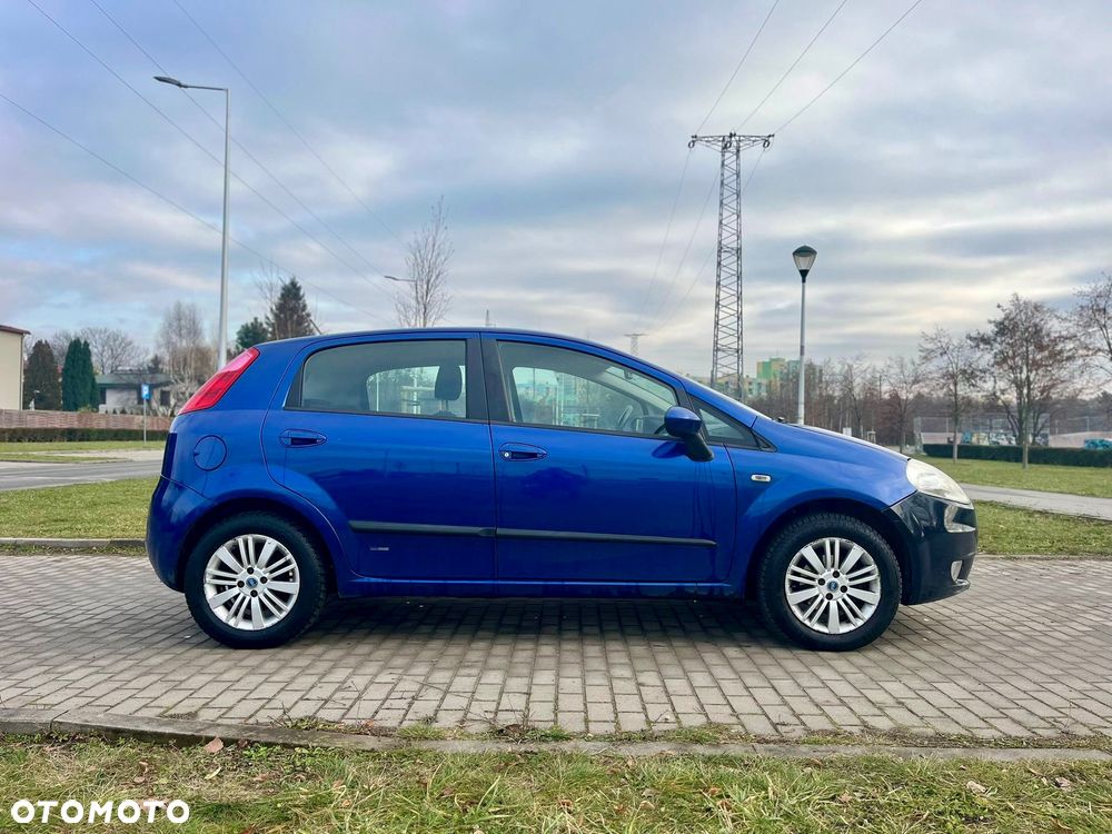 Fiat Grande Punto - 4