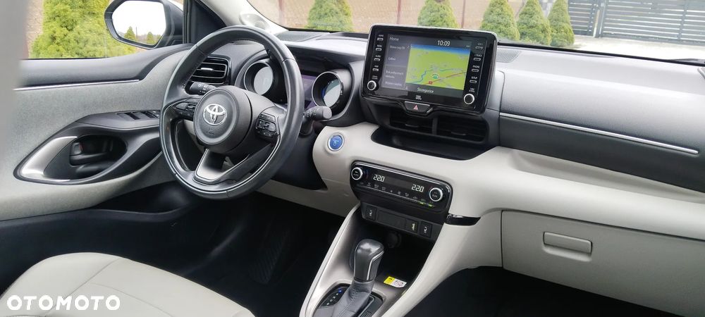 Toyota Yaris Hybrid 1.5 Executive - 10
