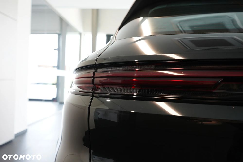 Porsche Cayenne - 31