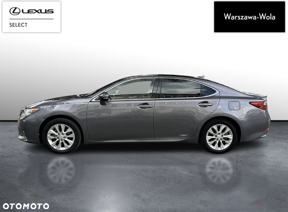 Lexus ES - 3