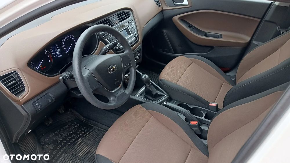 Hyundai i20 1.2 - 11