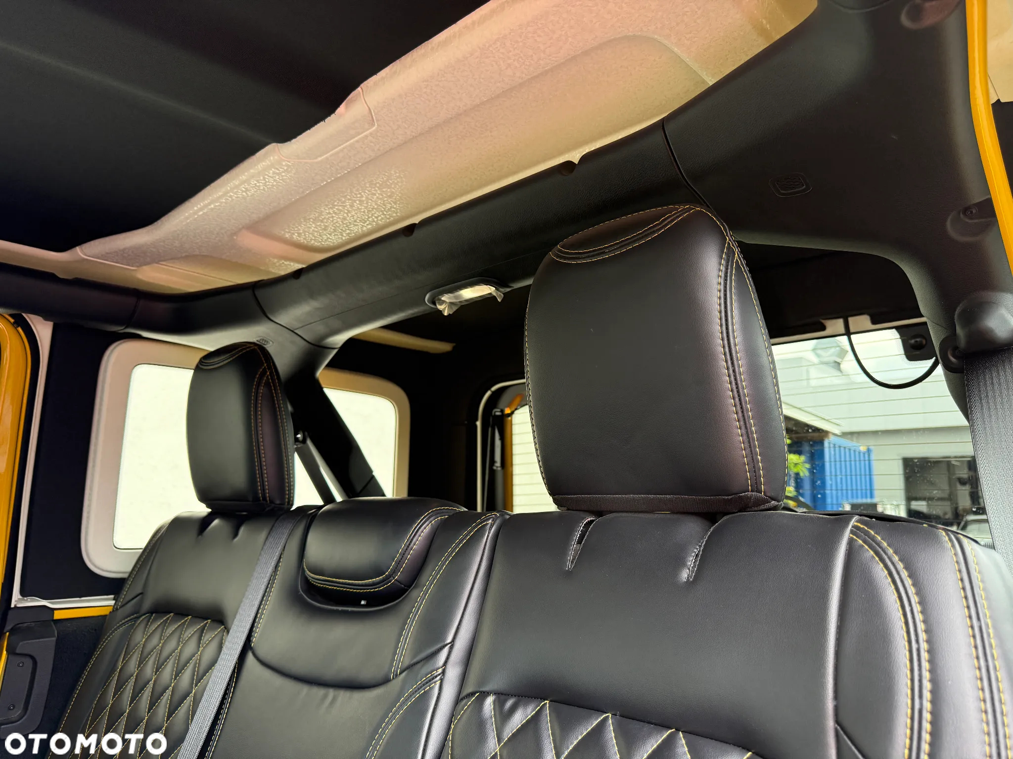 Jeep Wrangler - 22