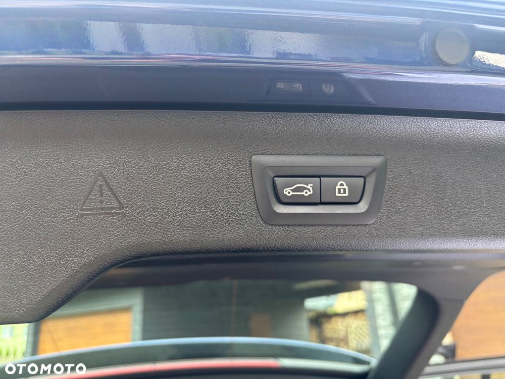 BMW Seria 5 520d xDrive Luxury Line - 18