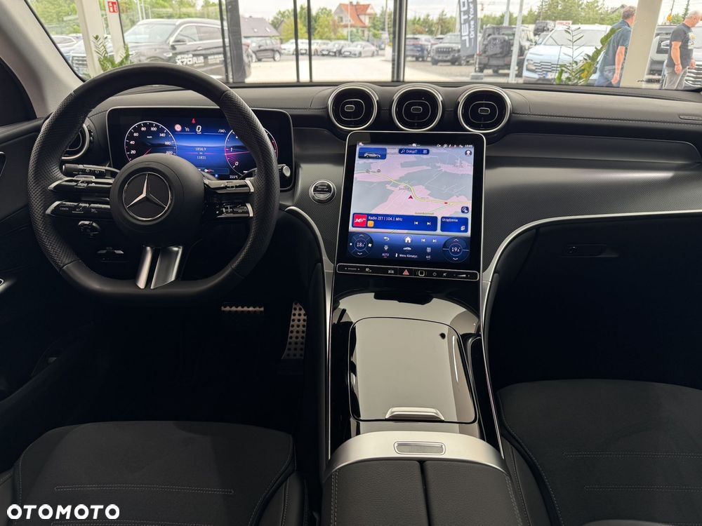 Mercedes-Benz GLC 200 d mHEV 4-Matic AMG Line - 14