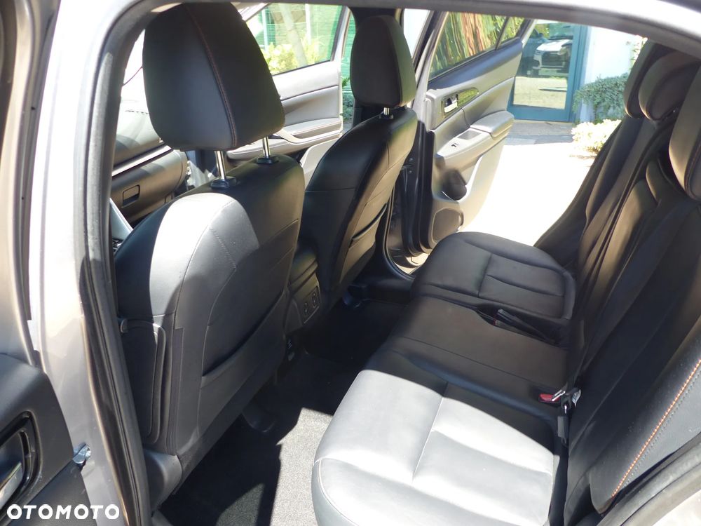 Mitsubishi Eclipse Cross 1.5 T-MIVEC ClearTec CVT 4WD Diamant Edition Plus - 18