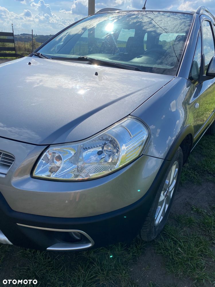 Fiat Sedici 1.6 16V 4x4 Emotion - 11