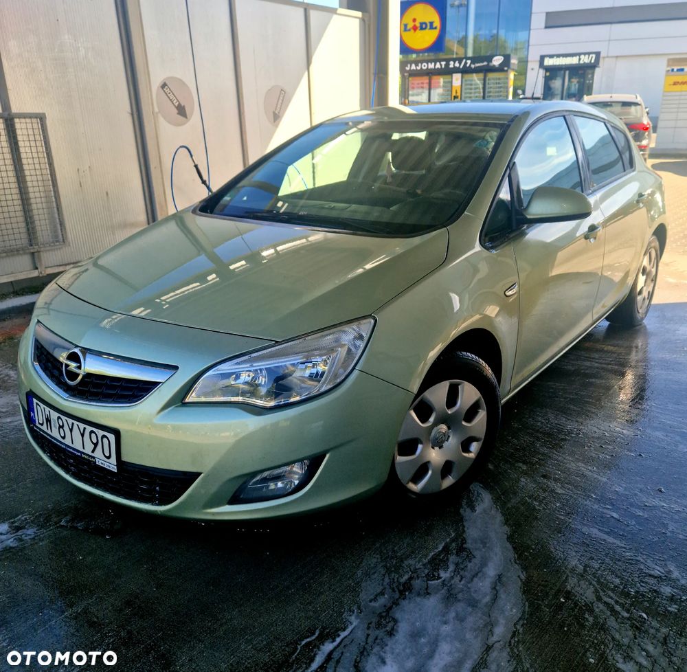 Opel Astra 1.7 CDTI DPF Color Edition - 1