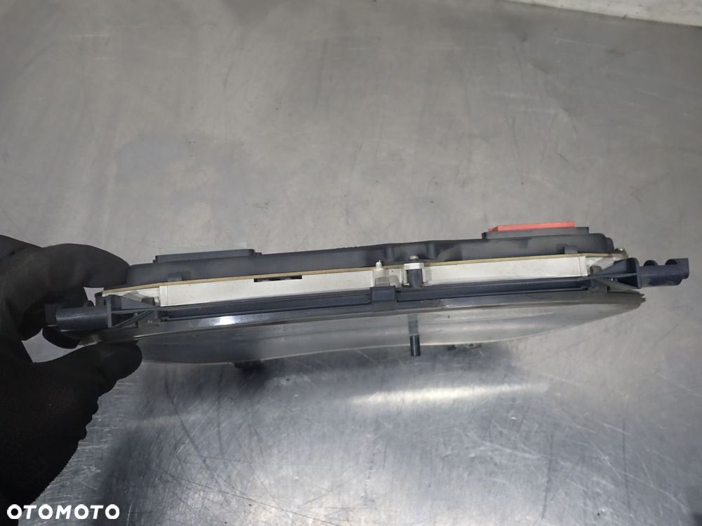 LICZNIK RENAULT TRAFIC II 1.9 8200006337 - 2