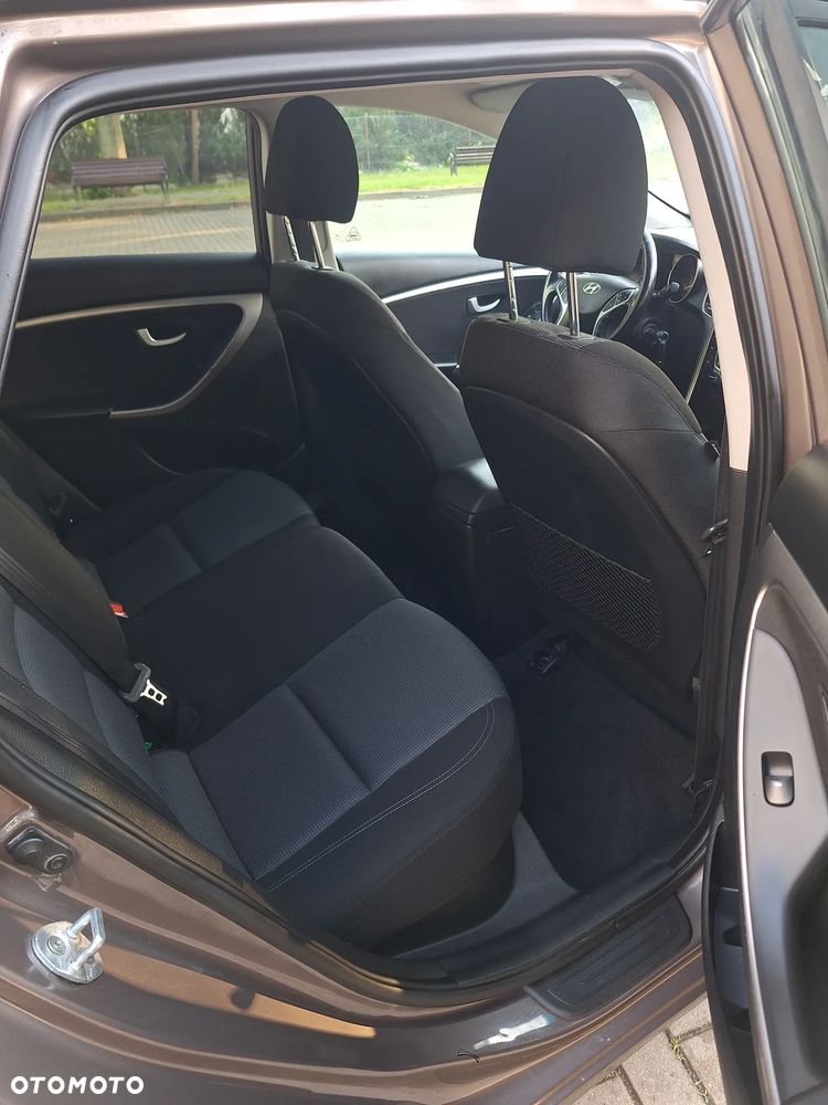 Hyundai i30 1.6 GDI Style - 8