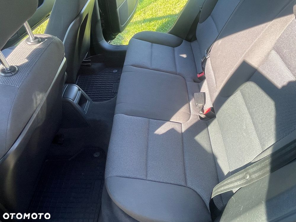 Audi A3 1.6 TDI DPF Ambiente - 17