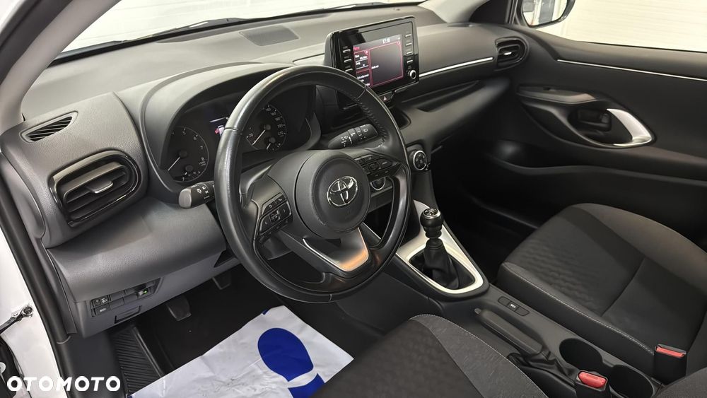Toyota Yaris 1.5 Comfort - 11