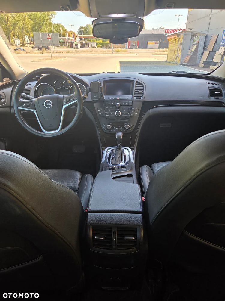 Opel Insignia - 18