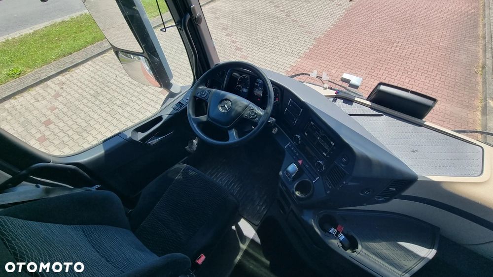Mercedes-Benz Actros 1851 - 11