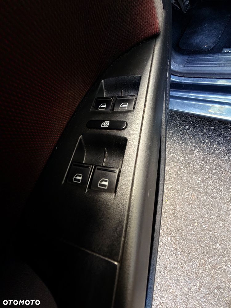 Seat Leon 2.0 FSI Stylance - 12