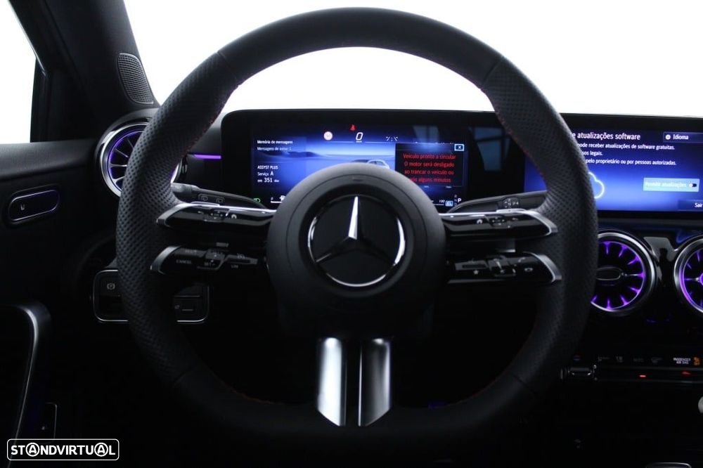 Mercedes-Benz A 250 e AMG Line - 19