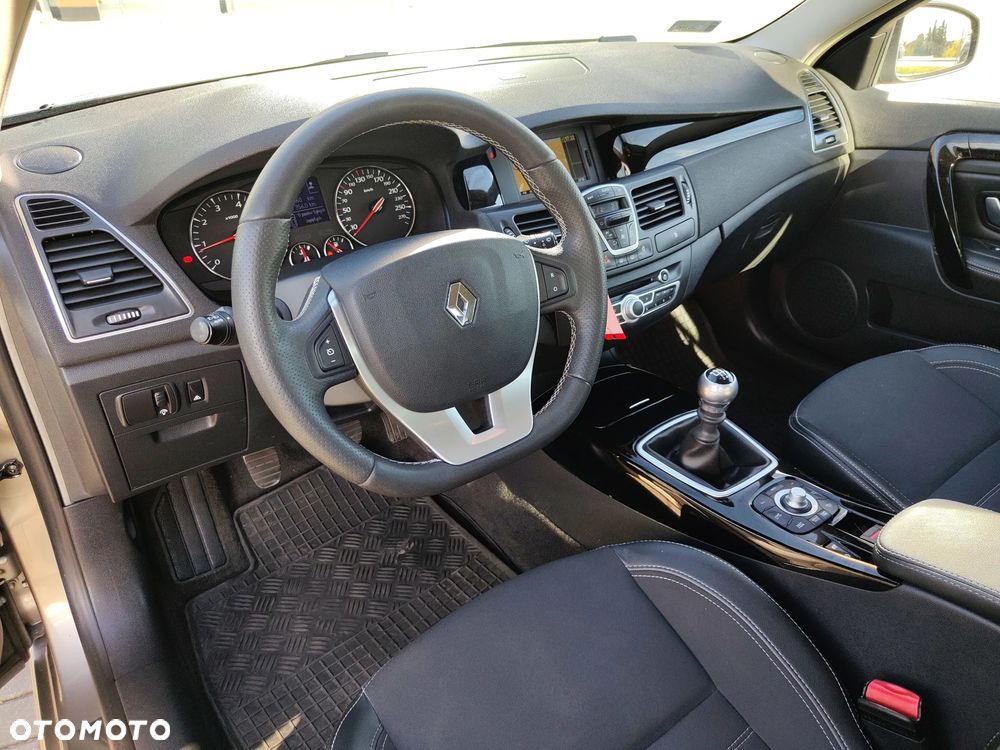 Renault Laguna 2.0 Bose Edition - 11