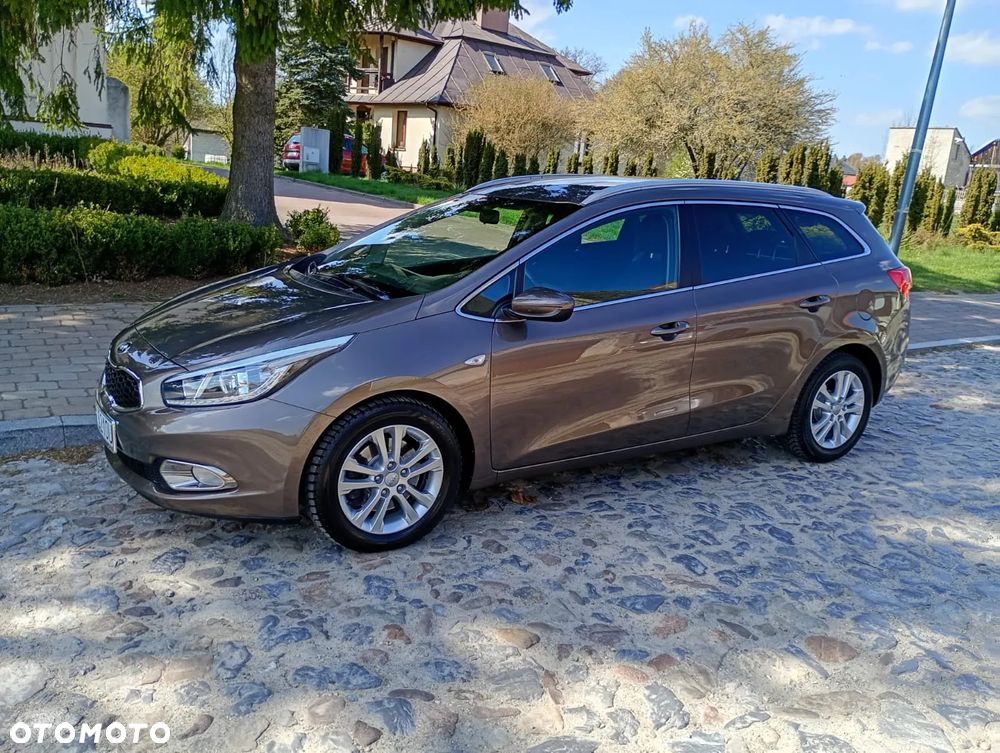 Kia Ceed 1.6 GDI Vision - 8