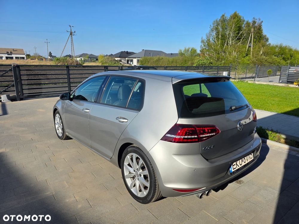 Volkswagen Golf 1.4 TSI BMT Highline - 23