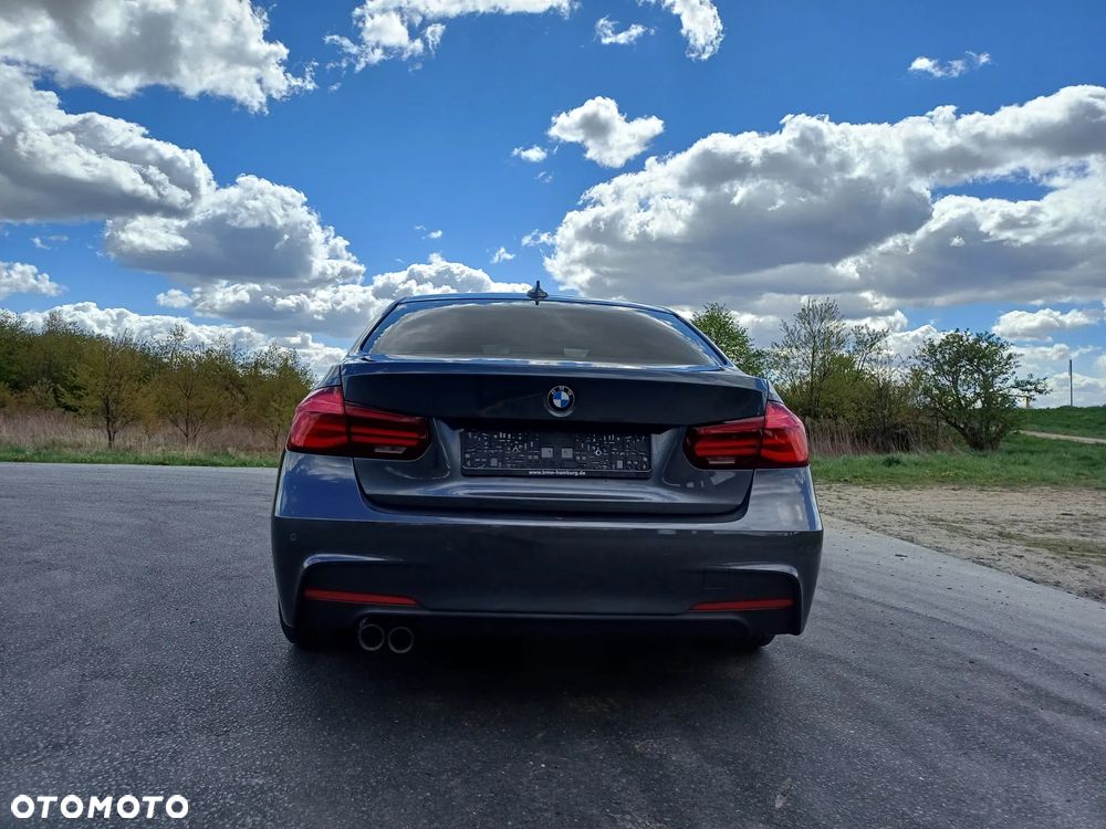 BMW Seria 3 320d M Sport - 14