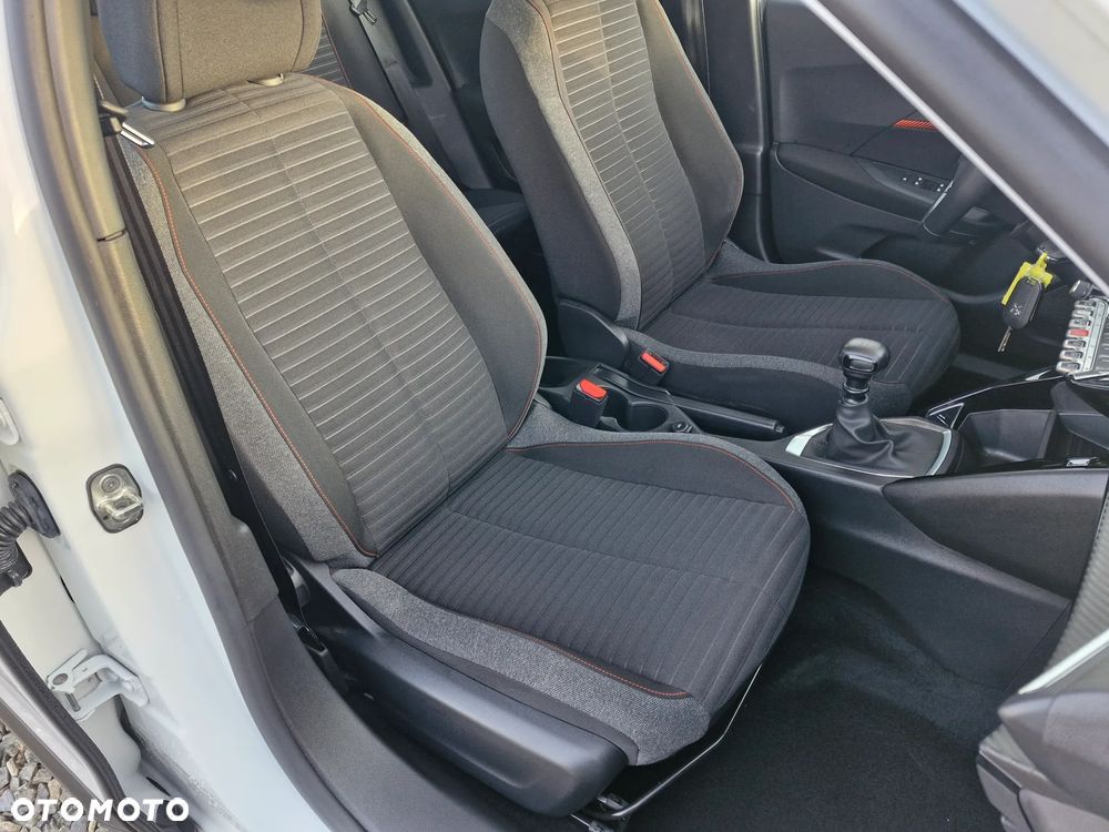 Peugeot 2008 - 14