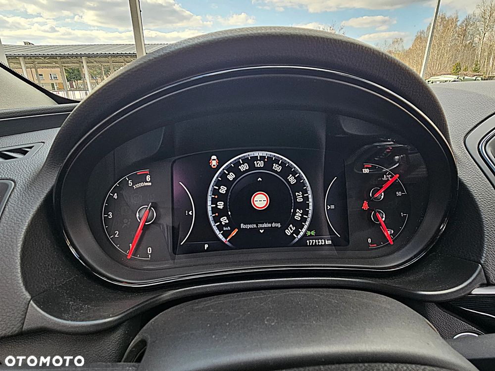 Opel Insignia 2.0 CDTI Automatik - 8