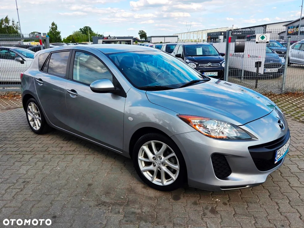 Mazda 3 1.6 CD Exclusive + - 3