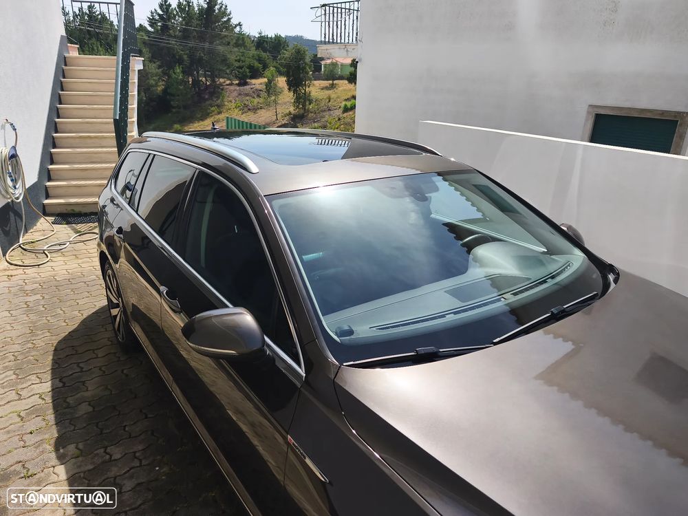 VW Passat Variant 2.0 TDI Highline DSG 4Motion - 9