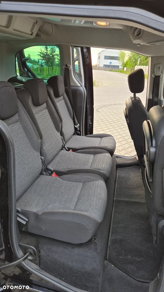 Citroën Berlingo Multispace PureTech 110 SHINE - 17