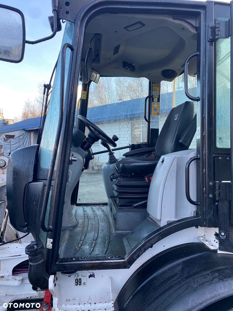 Caterpillar 908 M - 6