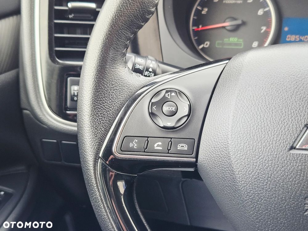 Mitsubishi Outlander 2.0 City Style 2WD - 28