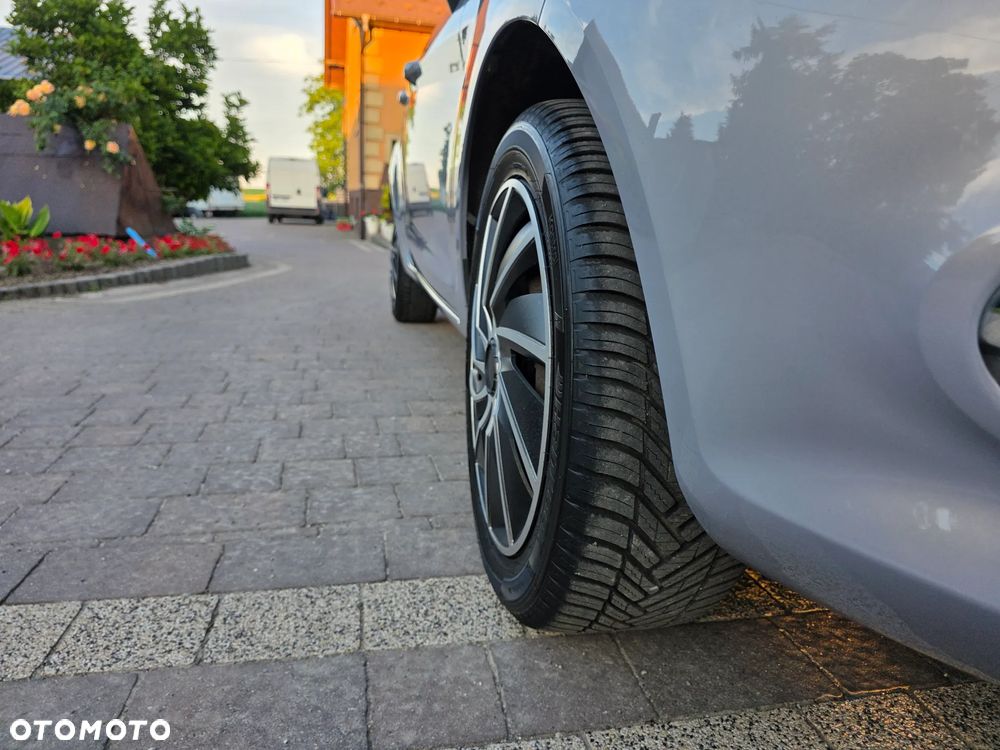 Ford Fiesta 1.4 Champions Edition - 11