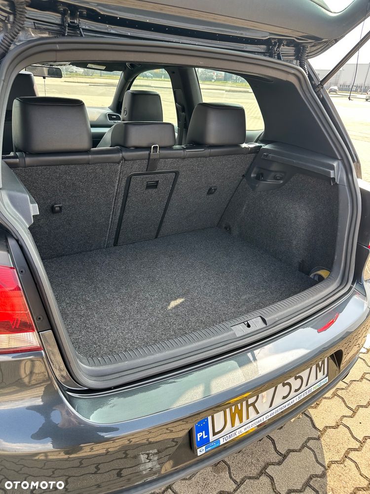 Volkswagen Golf - 18