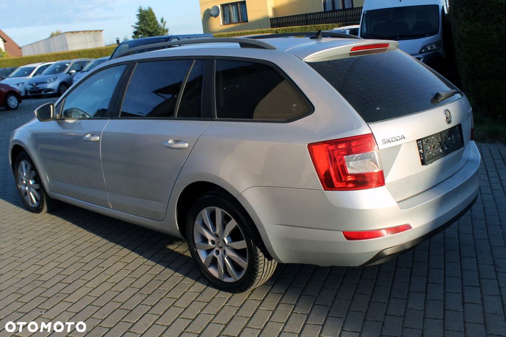 Skoda Octavia 1.6 TDI Green tec 4x4 Ambition - 4