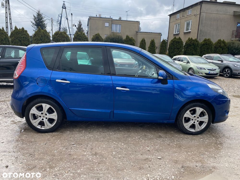 Renault Scenic 1.6 16V 110 Dynamique - 16