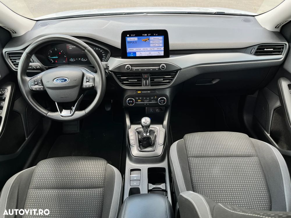 Ford Focus - 13