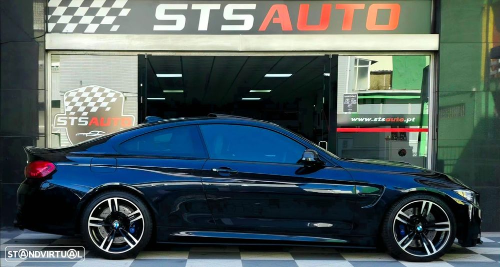 BMW M4 DKG - 13