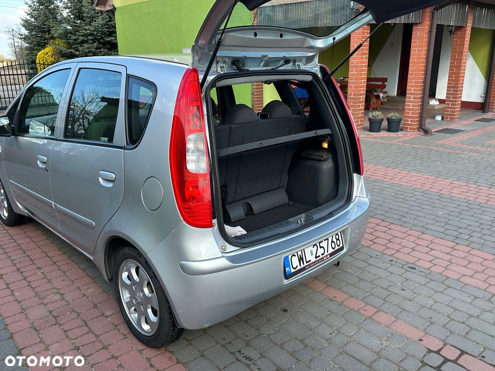 Mitsubishi Colt - 5