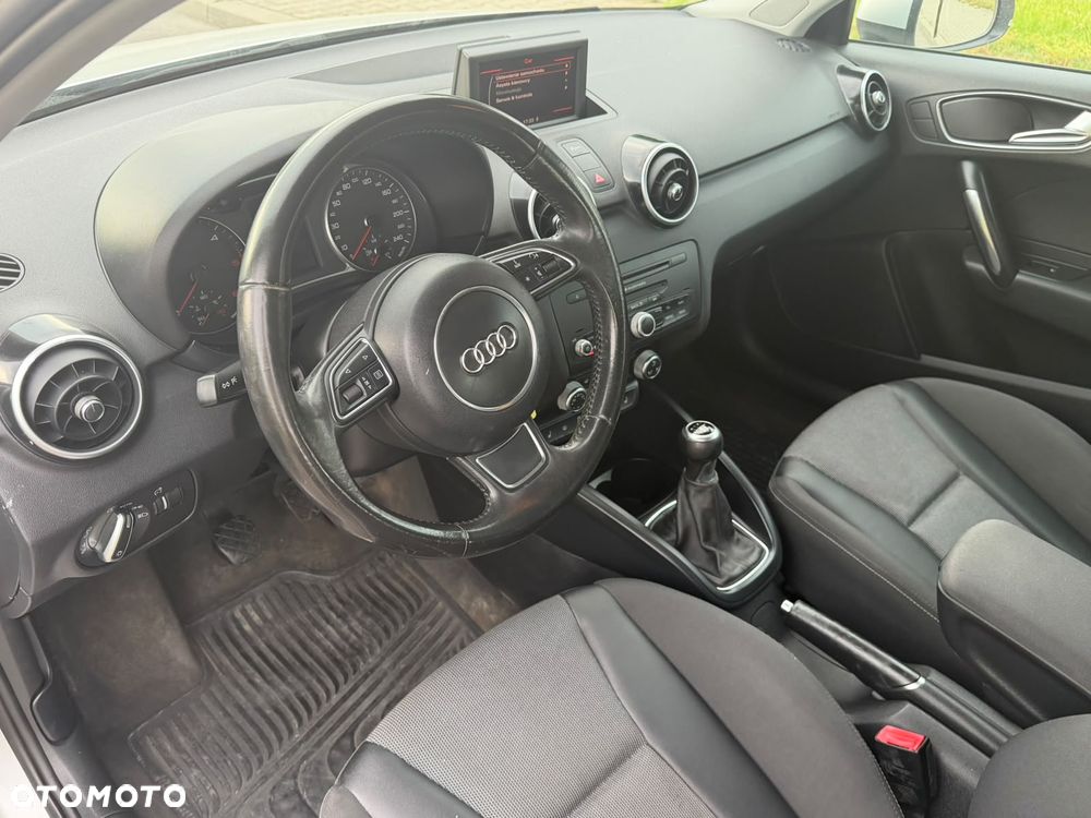 Audi A1 3-drzwiowe 1.6 TDI S line edition - 20