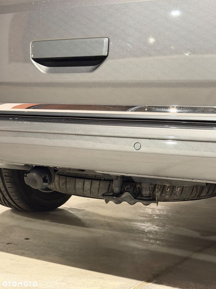 Volkswagen Multivan - 22