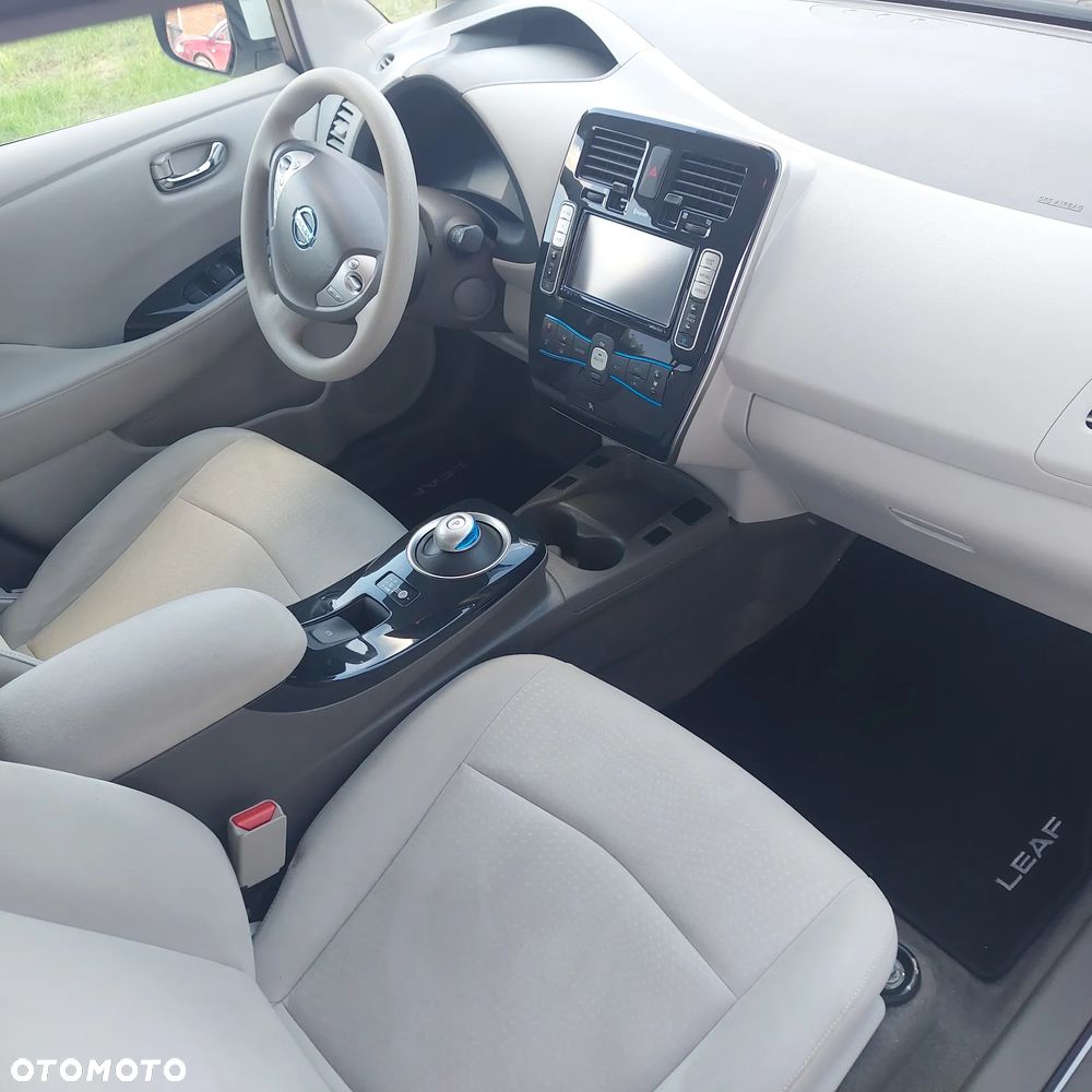 Nissan Leaf 24kWh Visia - 16