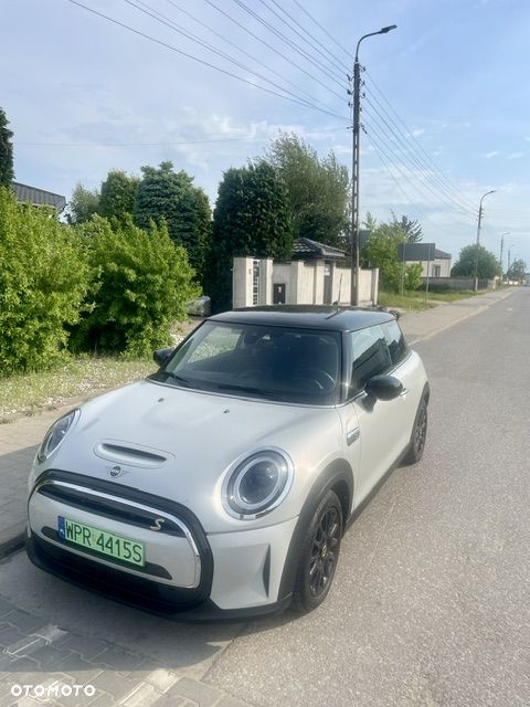 MINI Cooper SE Resolute Edition - 3