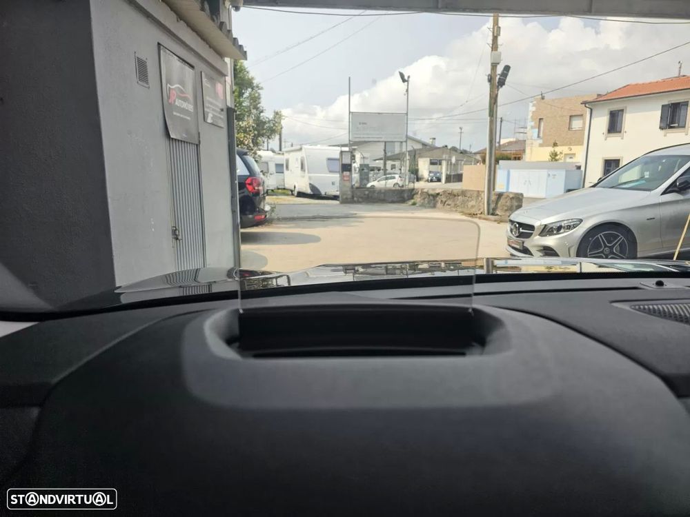 Citroën e-C4 50 kWh Feel Pack — fotografia 13